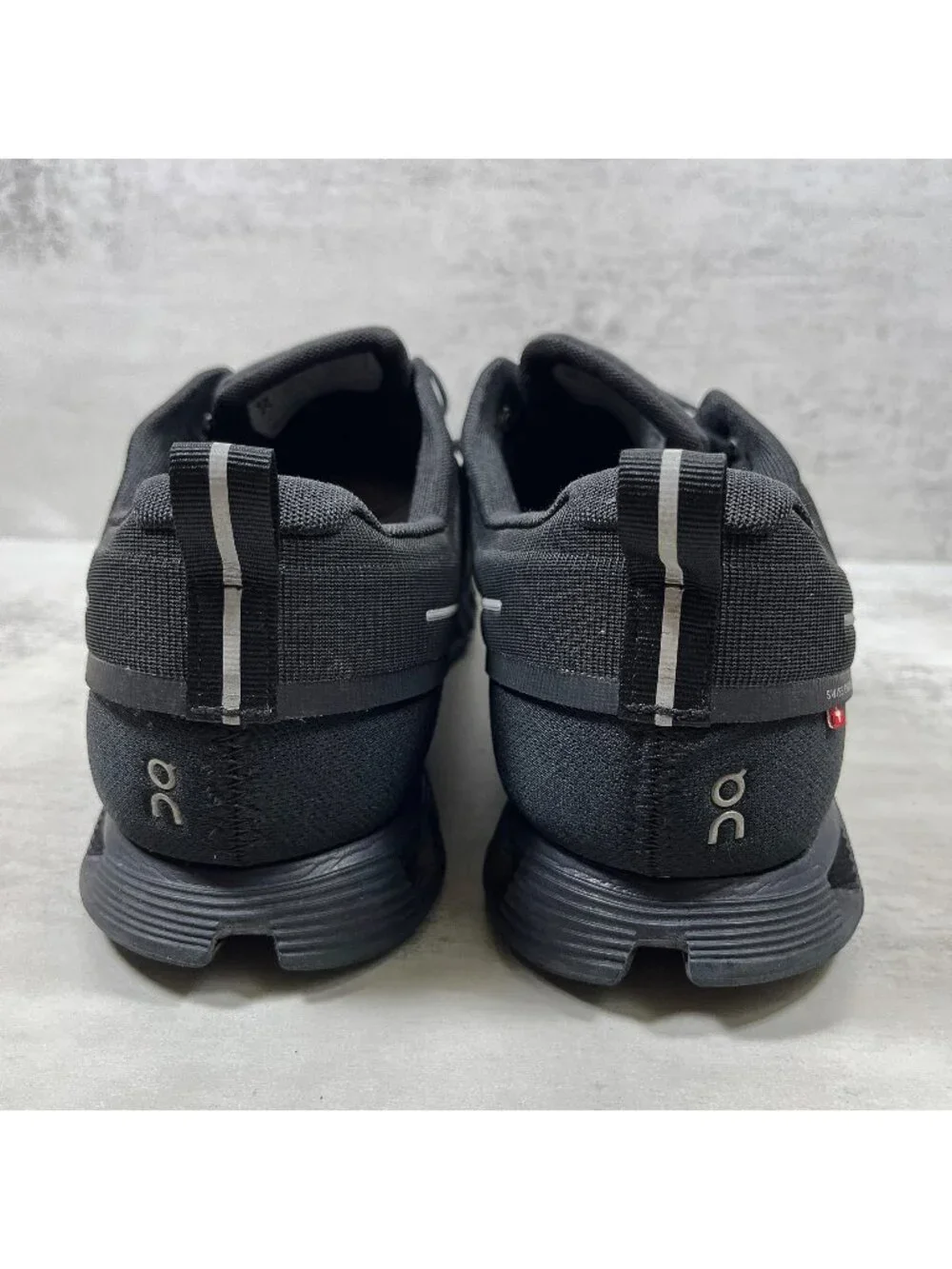 On Running cloud waterproof